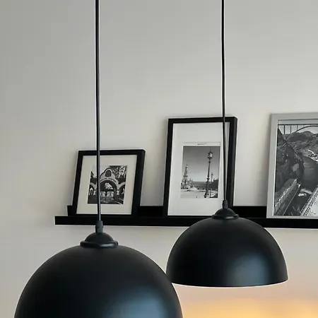 Modernes, Mediales Apartment, Naehe Der Neuen Leipziger Messe, Bis Vier Personen * Λειψία