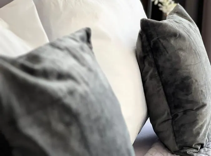 Modernes, Mediales Apartment, Naehe Der Neuen Leipziger Messe, Bis Vier Personen * Λειψία