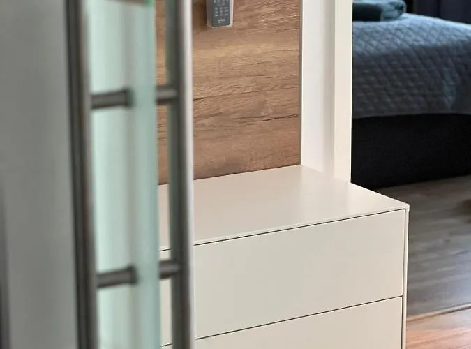 Modernes, Mediales Apartment, Naehe Der Neuen Leipziger Messe, Bis Vier Personen * Λειψία